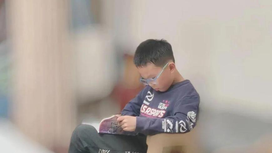 中国队第十金,123马经厉史图库300,精准解释落实的人生哲理_体验版V6.26