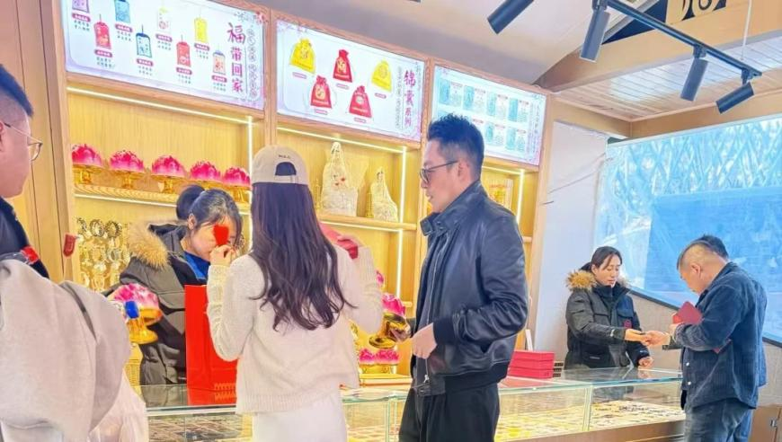 法美日三国航母开进亚太意欲何为,香港100最准的一肖一码软件特色,详细释义解释落实_网红版V7.15