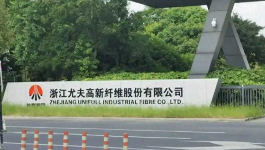 澳门天天彩全年资料大全,青海牧民在公路上遇野狼拦车,创造力策略实施推广_AndroidV14.70